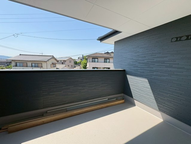田川市伊田10期　新築戸建てのバルコニー|急な雨でも安心のインナーバルコニー♪♪