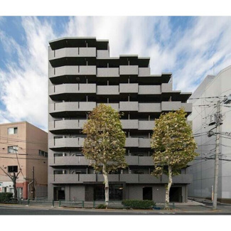 【外観】 | 鉄筋コンクリート造のがっちりとした建物。