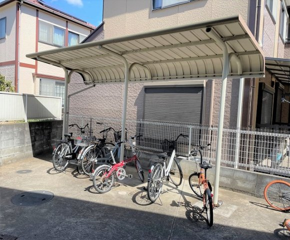 レオパレスサニーヒルのその他|屋根付き駐輪場