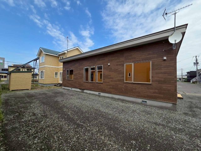 北見団地6丁目【新築】平屋の外観