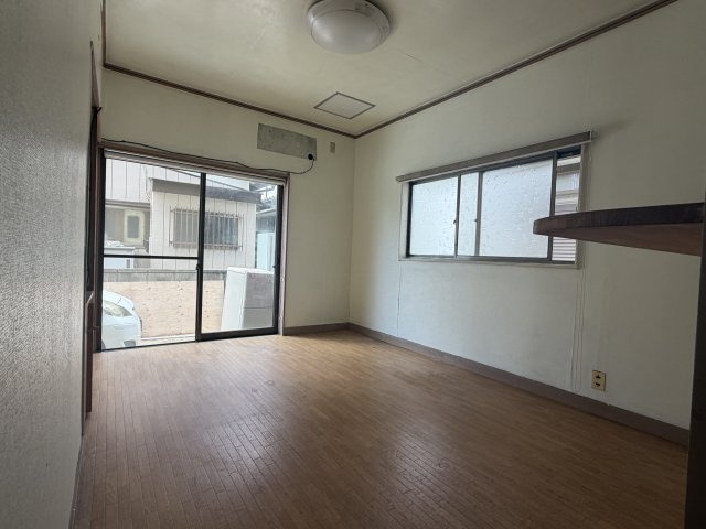 中古戸建　取手市椚木の居間・リビング