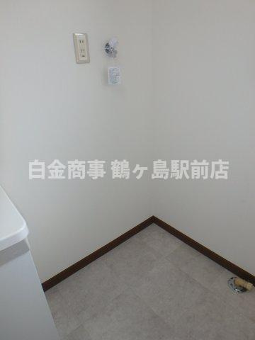 坂戸市泉町中古戸建のランドリースペース