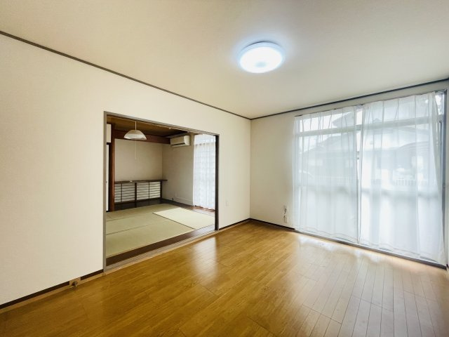 【居間・リビング】 | 深谷市人見　中古戸建