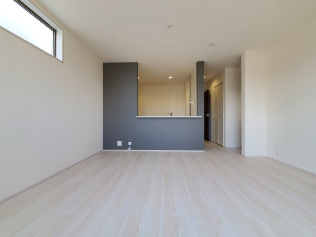 八潮市　八潮6丁目　新築戸建　全2棟の居間・リビング|施工例です