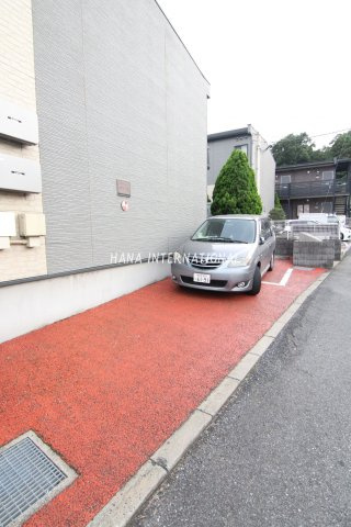 パピヨンaの駐車場