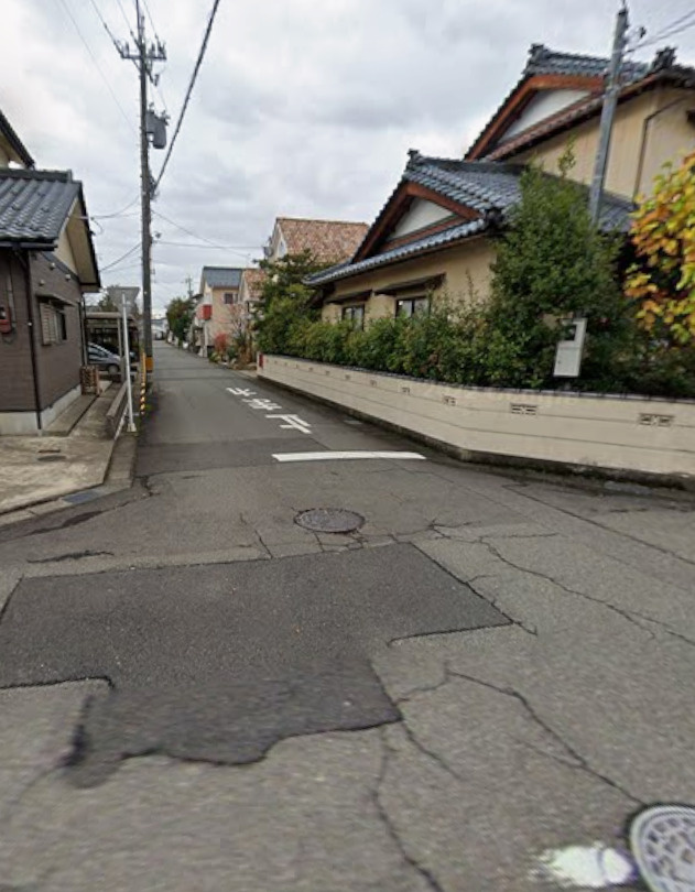 福井市西学園１丁目　土地の前面道路含む現地写真