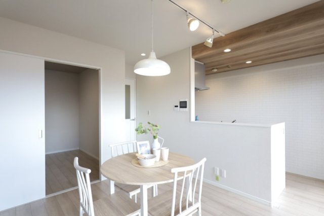 キャステージパーク1番街のその他|◆一日の中で多くの時間を過すことになる住まいだからこそ、いつも穏やかな空間であることが必然。
