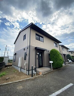 クリエイティブアベニューの外観