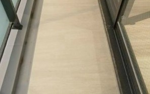 HY’s 新小岩 のバルコニー