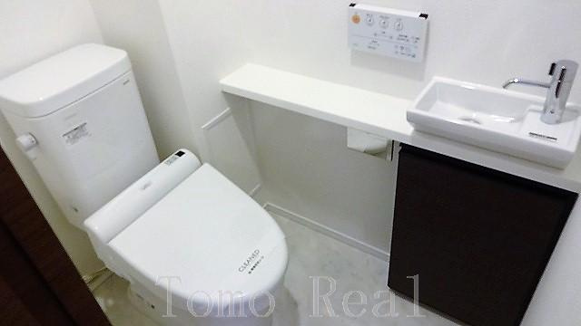 コンフォリア赤坂のトイレ