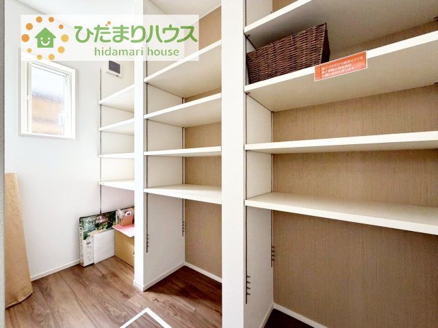 【収納】 | 土浦市右籾　新築戸建 | パントリー完備で散らかりがちなキッチン回りもラクラクお片付けできちゃいます！(*^-^*)