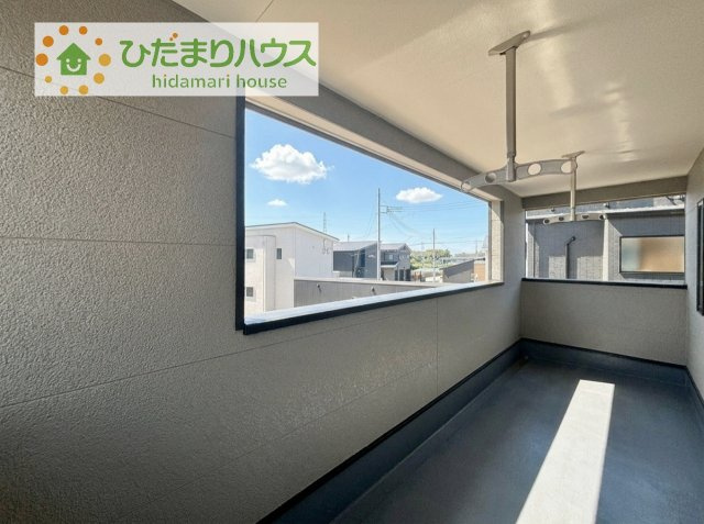 【バルコニー】 | 土浦市神立町第8　新築戸建　3号棟 | 広々としたバルコニー。お洗濯物もぜーんぶ干せちゃいます！！