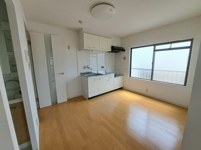 メゾン東町Ⅱの居間・リビング