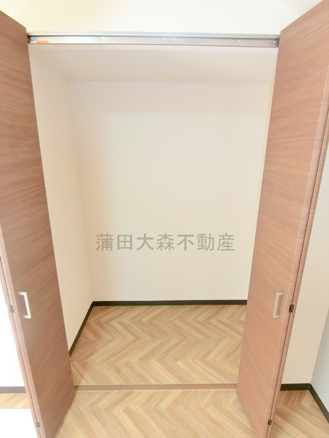 大田区北糀谷貸家の収納|2F洋室収納　クローゼット