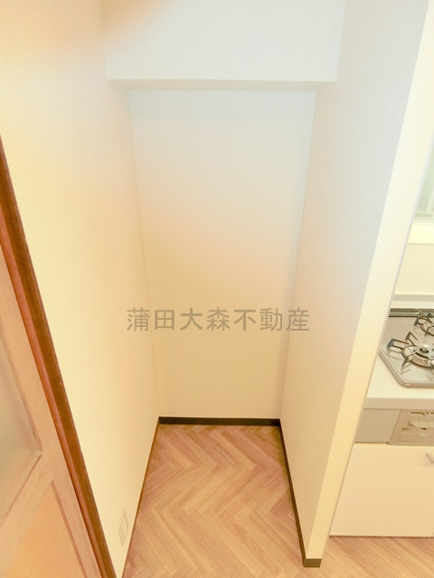 大田区北糀谷貸家のキッチン|冷蔵庫置き場