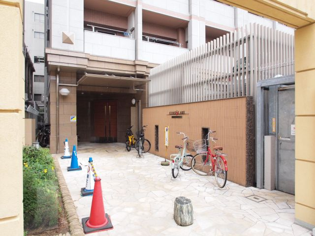 コンソラーレ土佐堀のエントランス