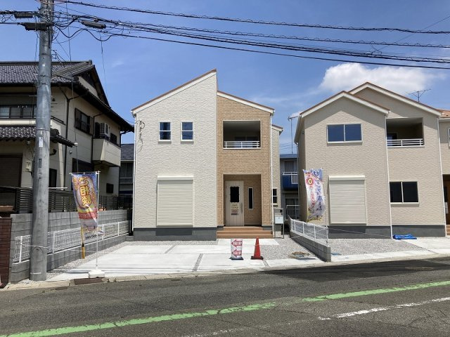 鴻巣市鴻巣　新築戸建全３棟
