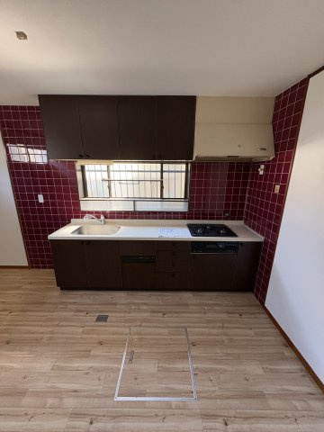 岩出市北大池・中古戸建・54788のキッチン