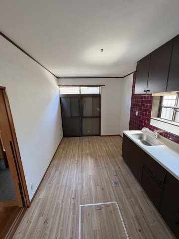 岩出市北大池・中古戸建・54788のキッチン