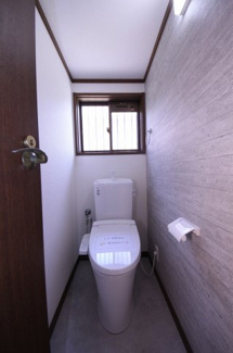 【トイレ】 | KEM鹿沼市松原1期　中古戸建 | 各階トイレございます　リフォーム済み新品です