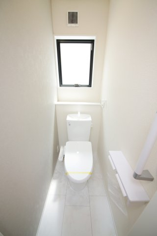 半田市宮本町6丁目　1号棟のトイレ