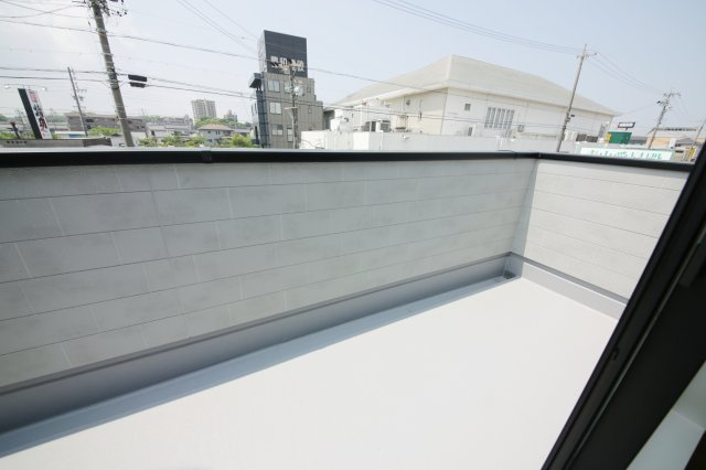 半田市宮本町6丁目　1号棟のバルコニー