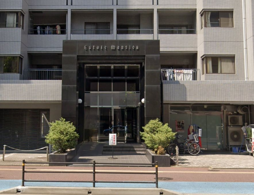 エステートマンション西公園　当仁小学校区のエントランス|エステートマンション西公園