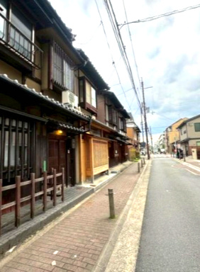 御所西　花立町貸家の周辺