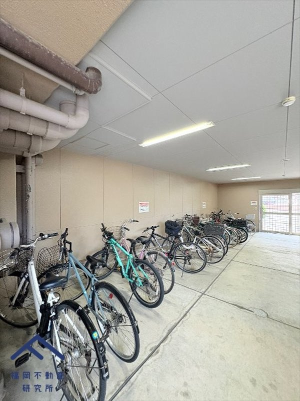 コアマンション城南ネクステージの駐車場