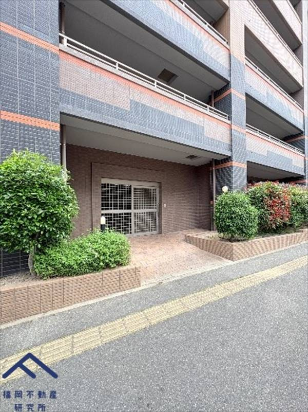 コアマンション城南ネクステージのエントランス
