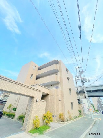 ロワイヤルヴァンテ　仲介手数料無料の外観