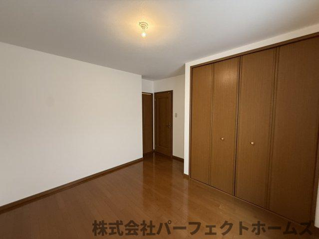 シティフラッツ交野の洋室|個人の部屋や寝室として使える洋室です