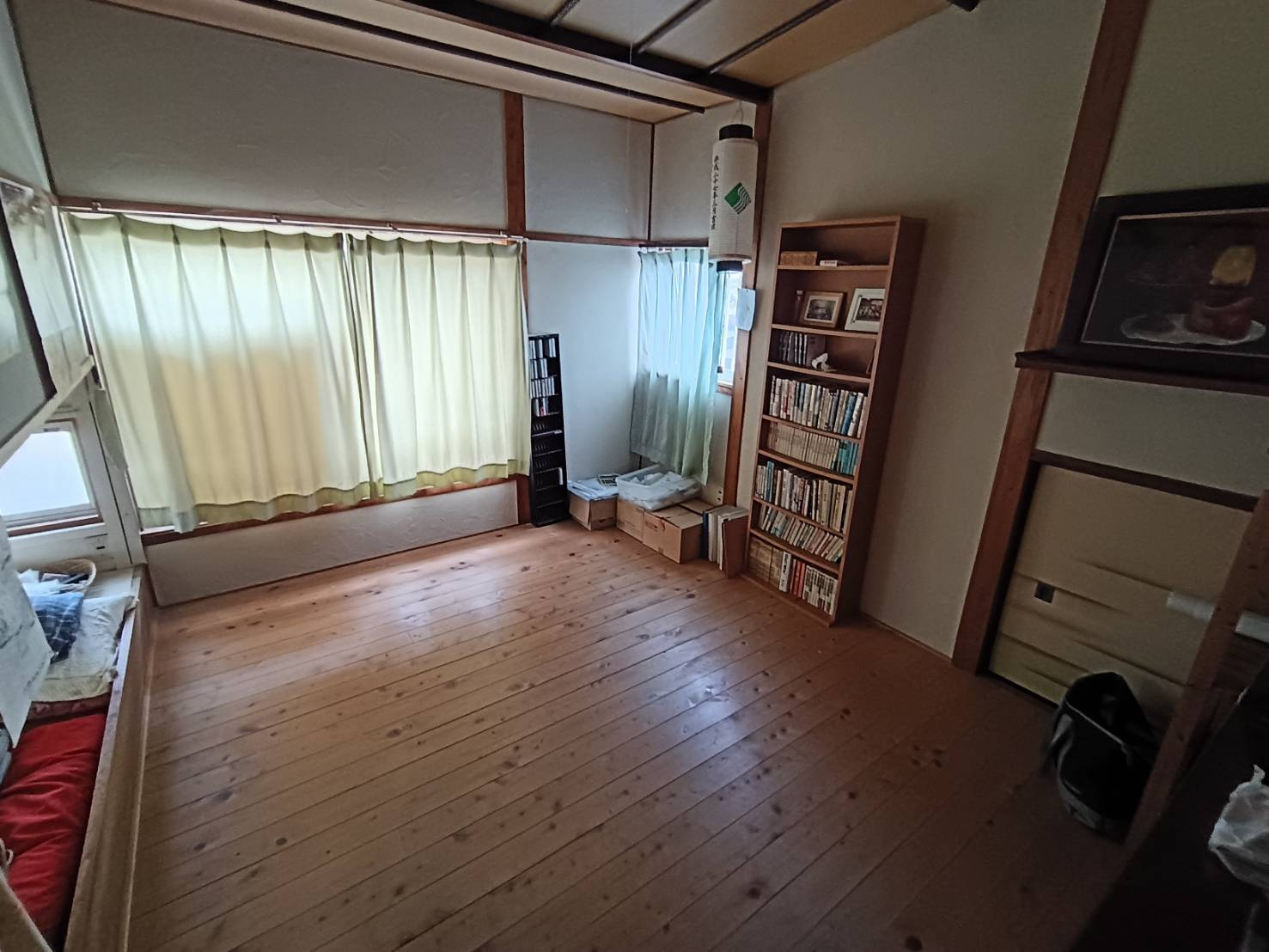 西条市喜多川217-2　中古戸建の洋室