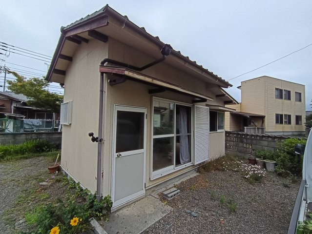 西条市喜多川217-2　中古戸建の外観