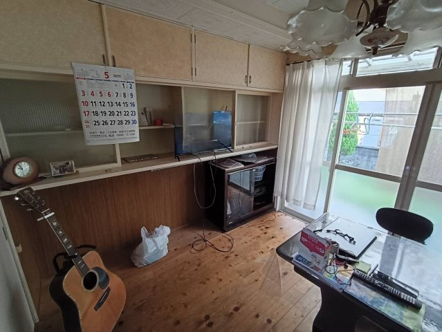 西条市喜多川217-2　中古戸建の居間・リビング