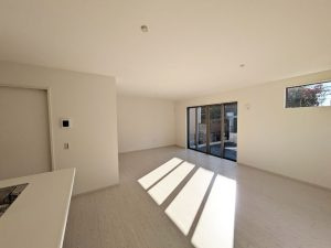 大津市本丸町1期　新築戸建の居間・リビング