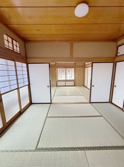【寝室】 | 向陽町　貸戸建住宅