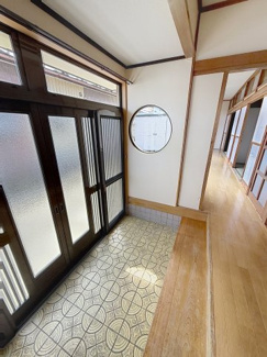 【玄関】 | 向陽町　貸戸建住宅
