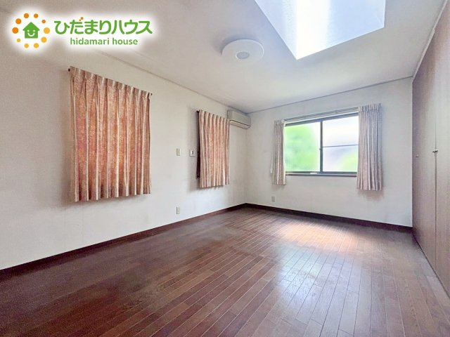 【洋室】 | 石岡市南台1丁目　中古戸建 | ご家族様一人ひとりの大切なプライベート空間。シンプルなデザインなので、趣味・感性で個性的に飾ることができます♪