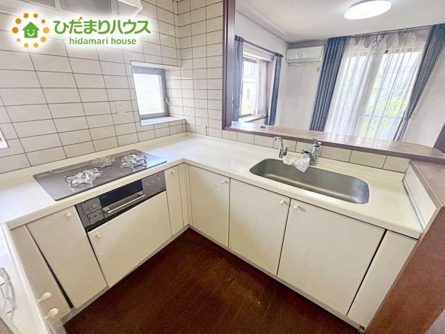 【キッチン】 | 石岡市南台1丁目　中古戸建 | ご夫婦やお子様と料理をする時間が楽しくなる使い勝手の良いキッチンです(^^)/