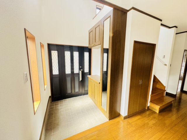 玉村町南玉　中古住宅の玄関|玉村町南玉　中古住宅