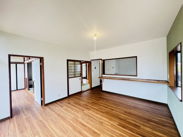 玉村町南玉　中古住宅の居間・リビング|玉村町南玉　中古住宅