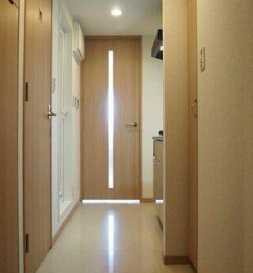 川崎市幸区大宮町の賃貸マンションの玄関