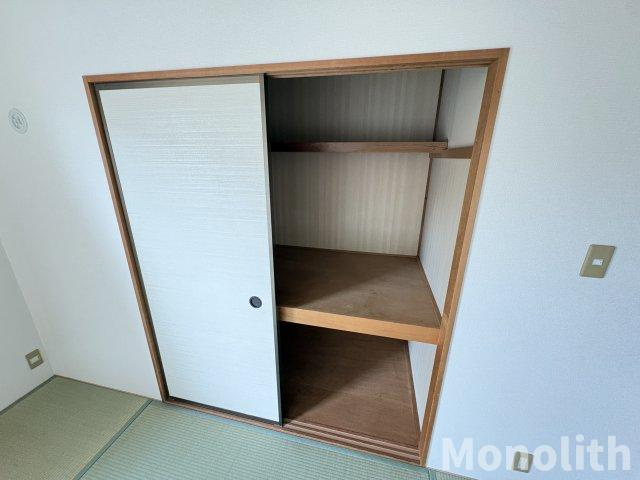 竹城台ハイツＥ棟の収納