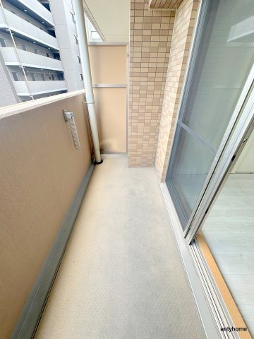CITY SPIRE難波WEST　仲介手数料無料のバルコニー