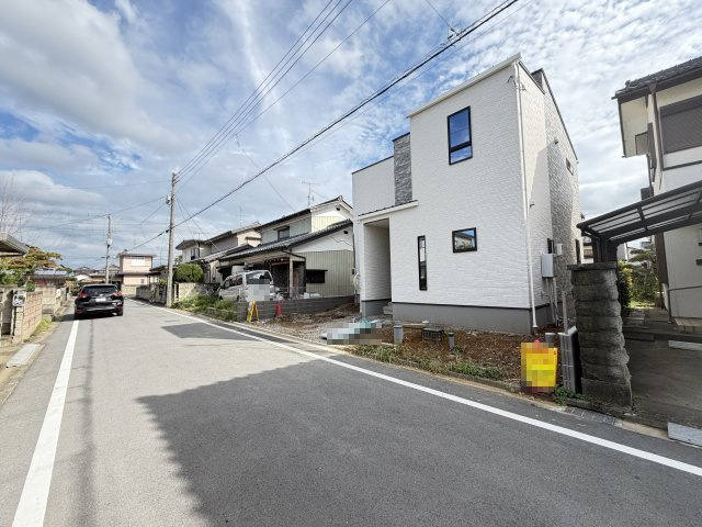【前面道路含む現地写真】 | 深谷市岡里第2期　クライン　新築戸建　全1棟　1号棟