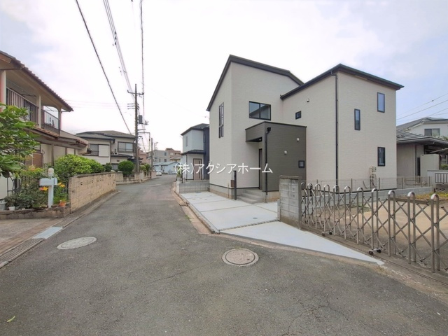 入間市鍵山3丁目・全2棟　新築一戸建　1号棟　の前面道路含む現地写真|2026年6月2日撮影