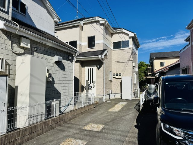 八王子市　弐分方町　中古戸建ての外観|～内装リフォーム済　庭付き　閑静で落ち着きのある住宅地内の4SLDK戸建て～