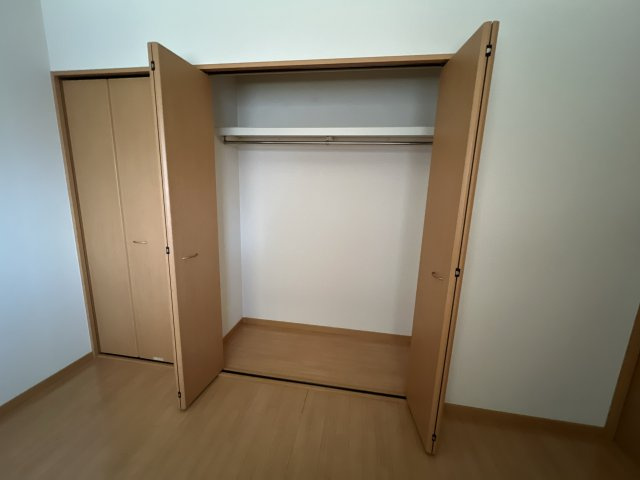 姫路市亀山２丁目のハイツの収納