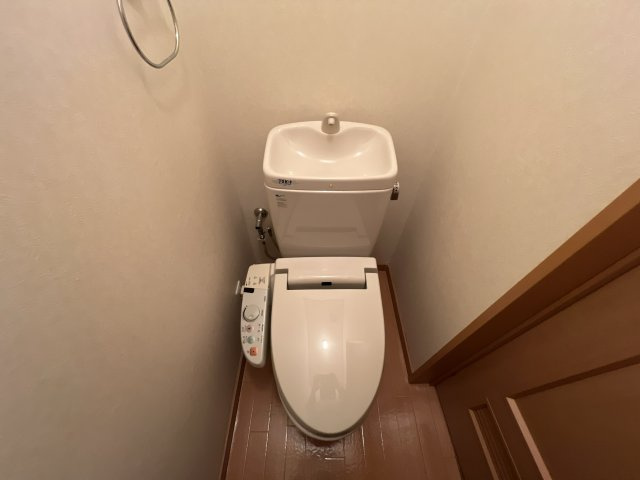 姫路市亀山２丁目のハイツのトイレ